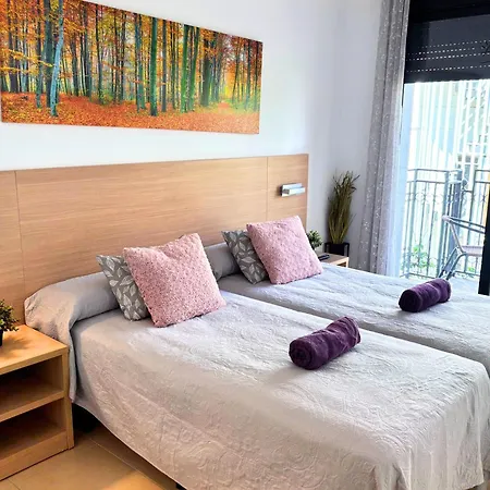 Zen - Modern With Parking & Swimming Pool