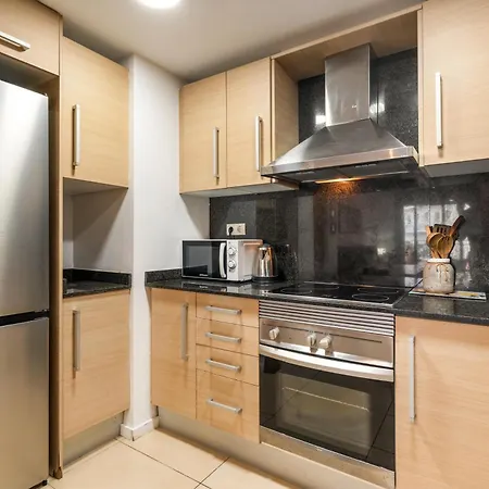 Zen - Modern With Parking & Swimming Pool * Lloret de Mar
