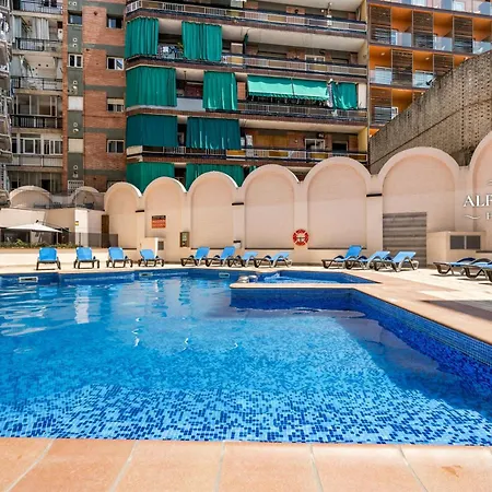 Zen - Modern With Parking & Swimming Pool