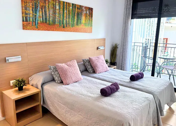 Zen - Modern With Parking & Swimming Pool